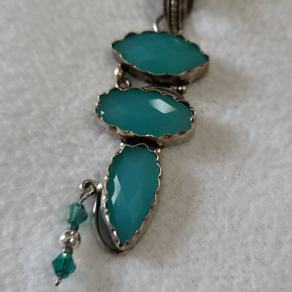 Handcrafted Necklace Unique Design Turquoise Stone Beads Silvertone Toggle Clasp - Picture 3 of 13
